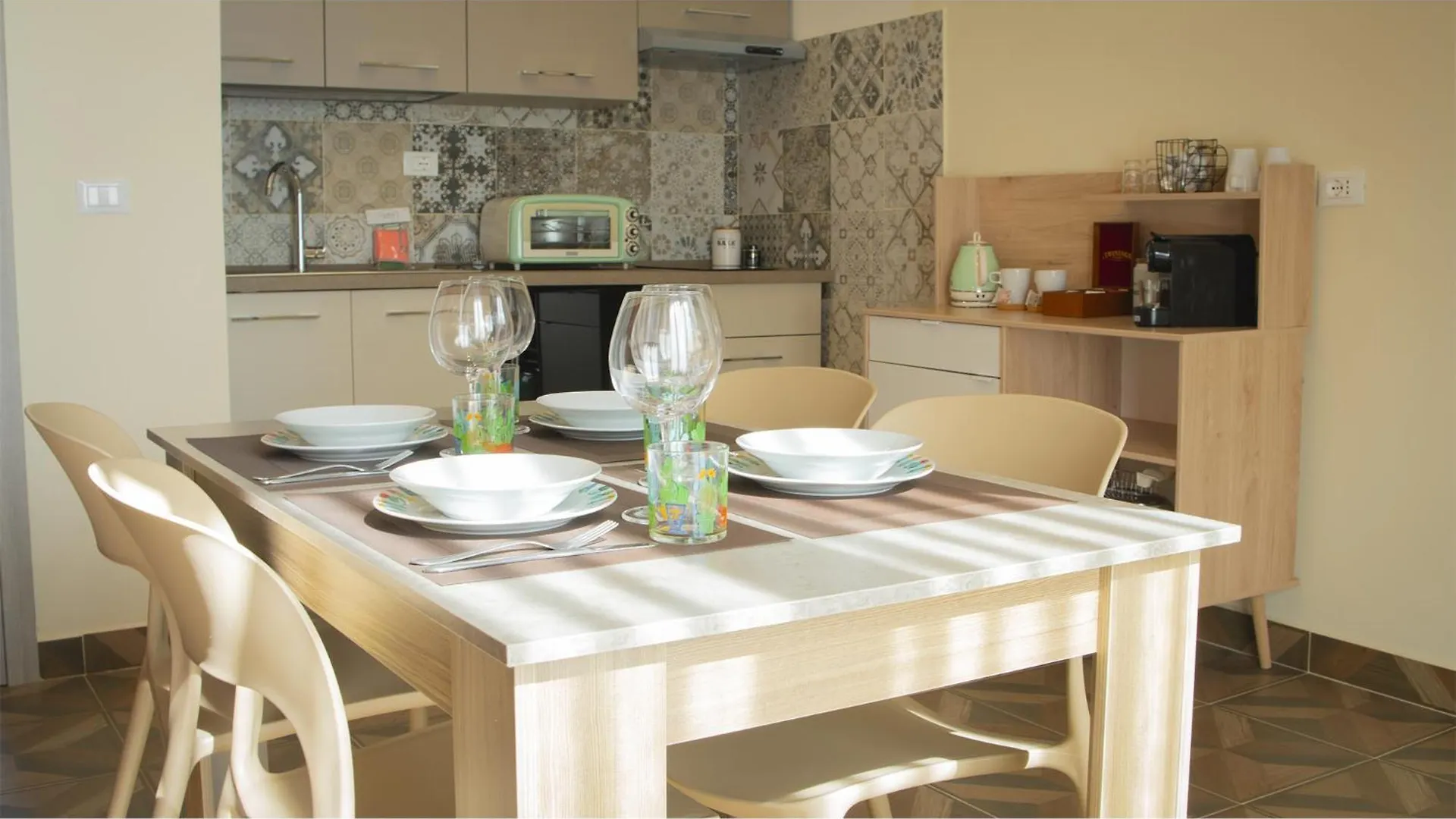 Apartment La Maison D'Ambre - Spazioso Appartamento Catania Centro - 2 Minuti Dalla Metro